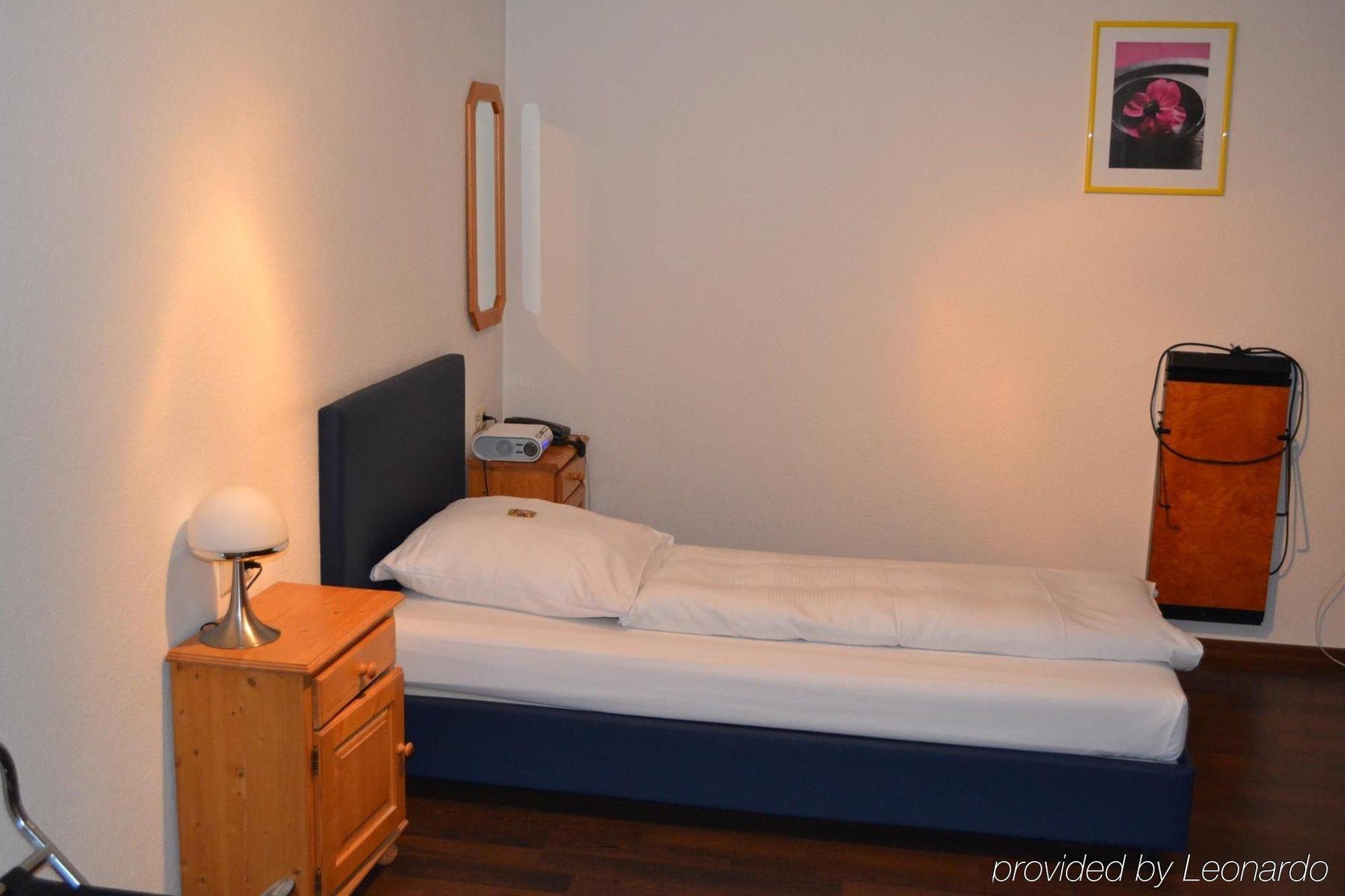 Hotel Domino Stoccarda Esterno foto